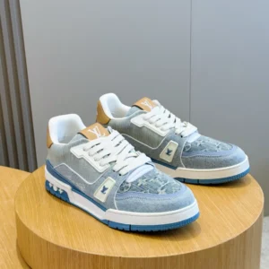LV Trainer Sneaker - RLS197