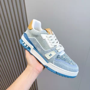 LV Trainer Sneaker - RLS197
