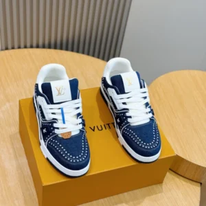 LV Trainer Sneaker - RLS198