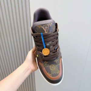 LV Trainer Sneaker - RLS199