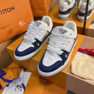 LV Trainer Sneaker - RLS200