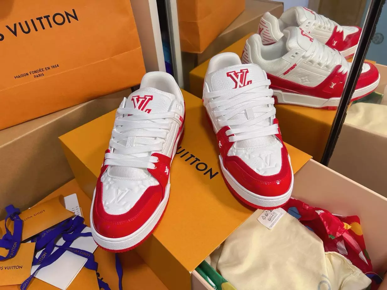 LV Trainer Sneaker - RLS201