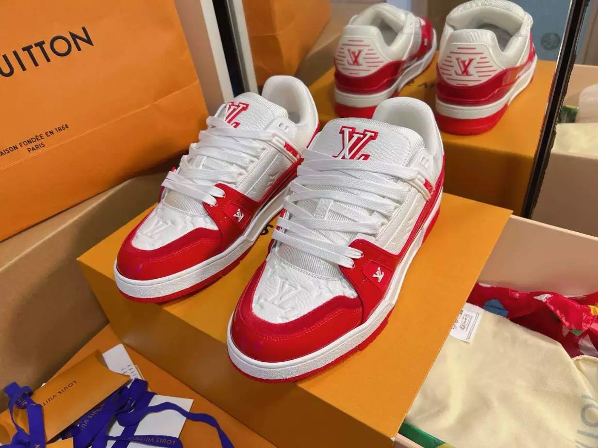 LV Trainer Sneaker - RLS201