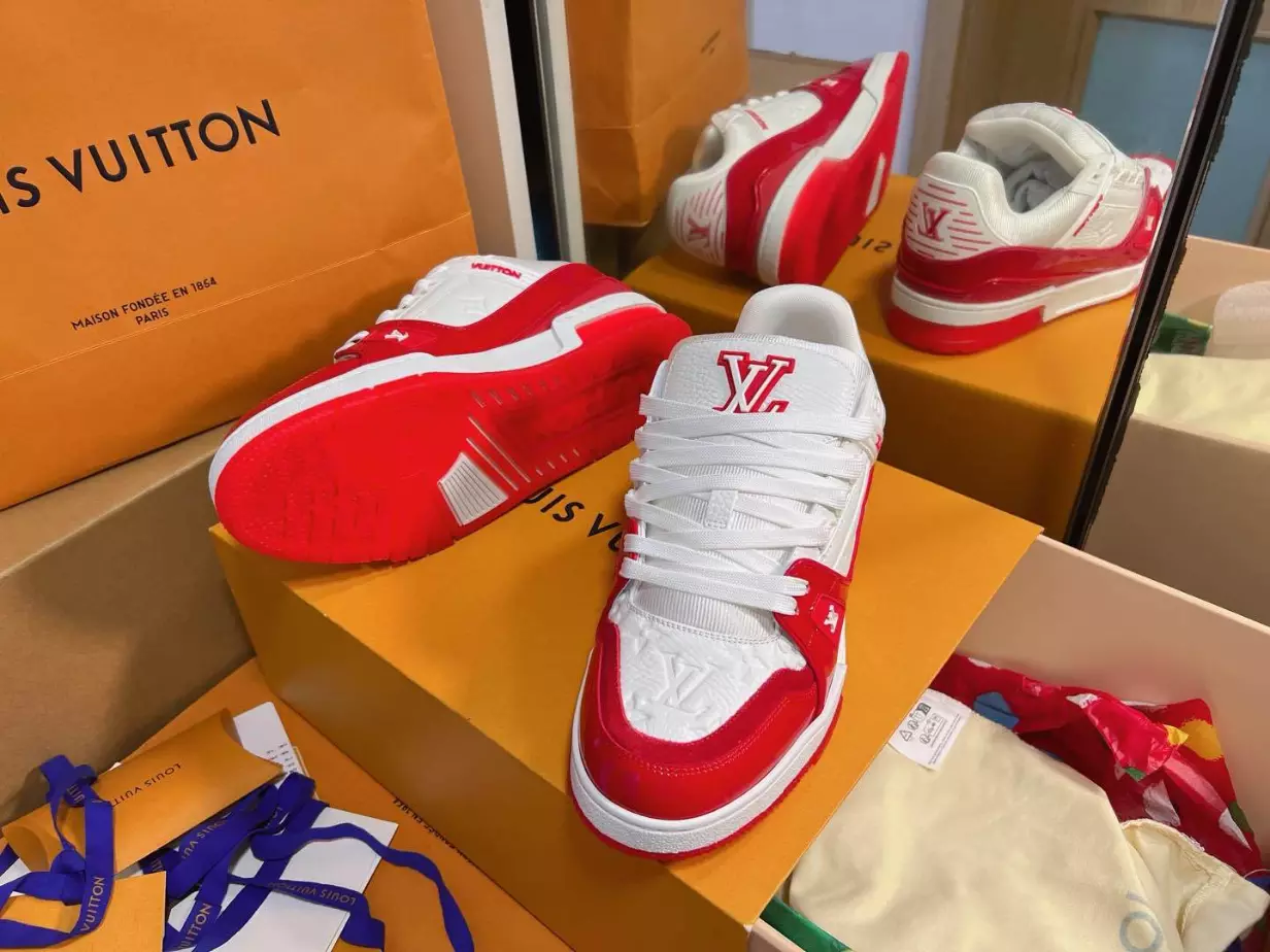 LV Trainer Sneaker - RLS201