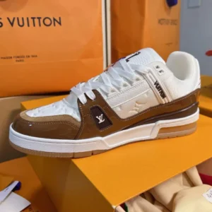 LV Trainer Sneaker - RLS203