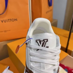 LV Trainer Sneaker - RLS203
