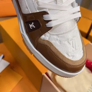LV Trainer Sneaker - RLS203