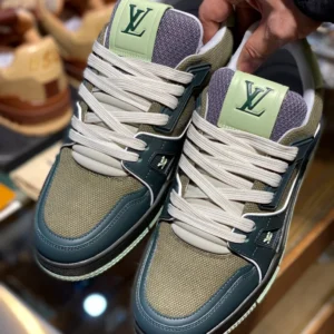 LV Trainer Sneaker - RLS205