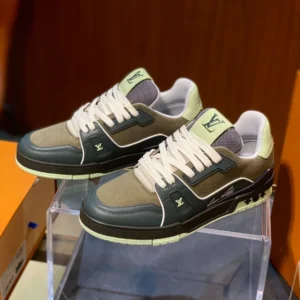 LV Trainer Sneaker - RLS205