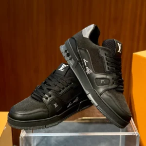 LV Trainer Sneaker - RLS206