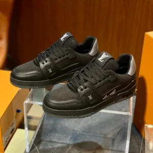 LV Trainer Sneaker - RLS206