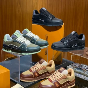 LV Trainer Sneaker - RLS206
