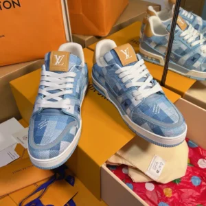 LV Trainer Sneaker - RLS207