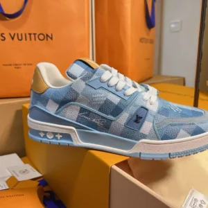 LV Trainer Sneaker - RLS207