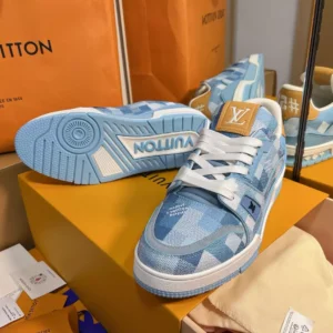 LV Trainer Sneaker - RLS207