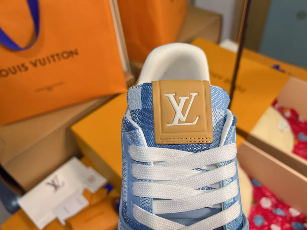 LV Trainer Sneaker - RLS207