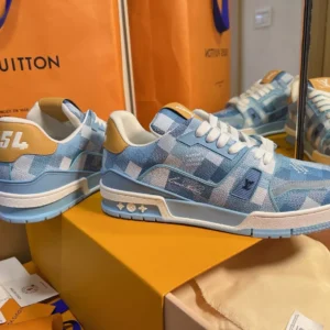 LV Trainer Sneaker - RLS207