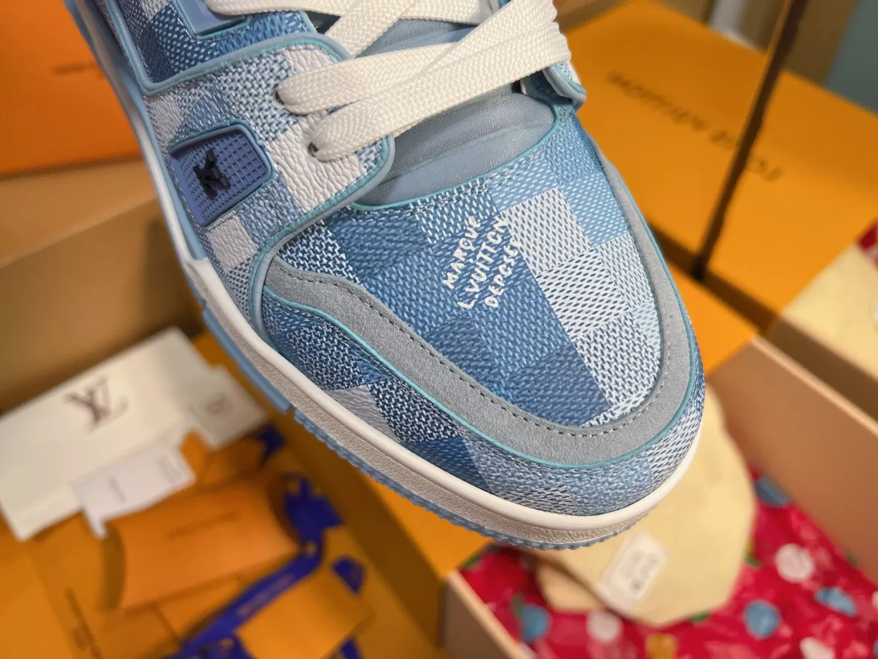 LV Trainer Sneaker - RLS207