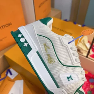 LV Trainer Sneaker - RLS209