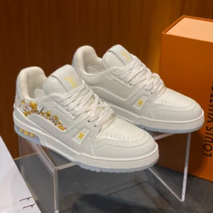 LV Trainer Sneaker - RLS210