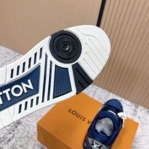 LV Trainer Sneaker - RLS211