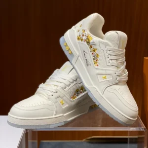 LV Trainer Sneaker - RLS210