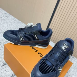LV Trainer Sneaker - RLS211