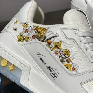 LV Trainer Sneaker - RLS210