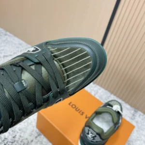 LV Trainer Sneaker - RLS213