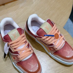 LV Trainer Sneaker - RLS218