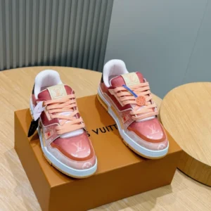 LV Trainer Sneaker - RLS218