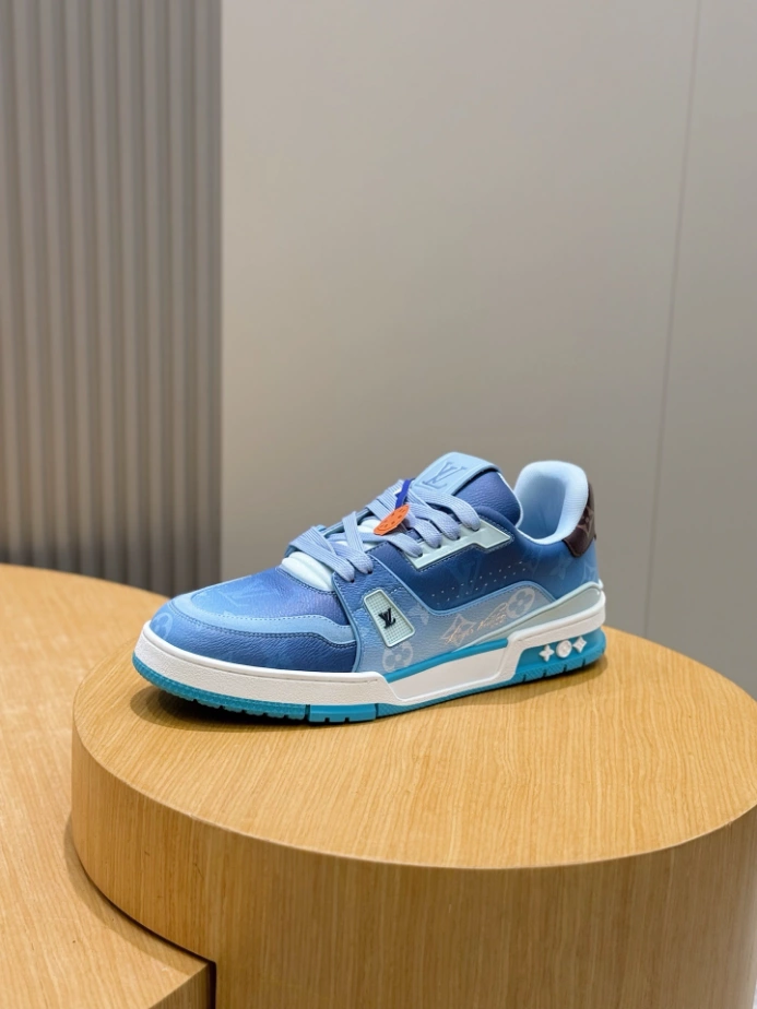 LV Trainer Sneaker - RLS219