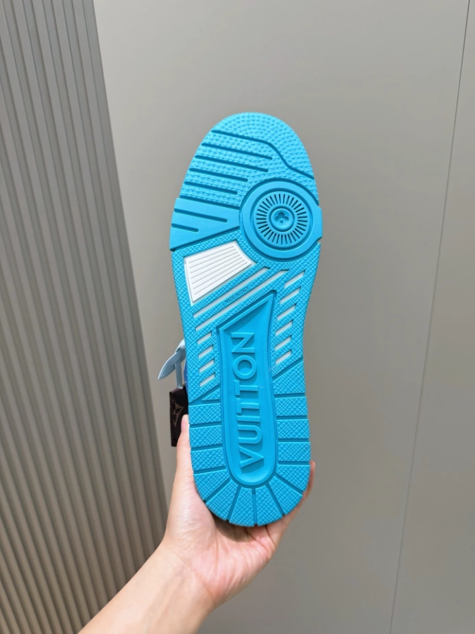 LV Trainer Sneaker - RLS219