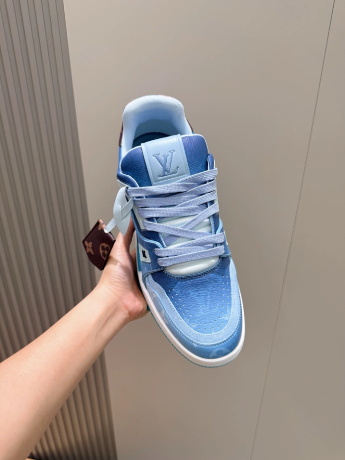 LV Trainer Sneaker - RLS219