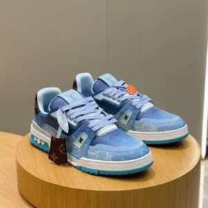 LV Trainer Sneaker - RLS219