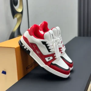 LV Trainer Sneaker - RLS220