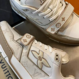 LV Trainer Sneaker - RLS221