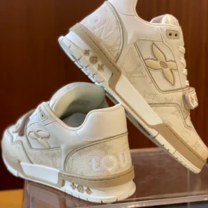 LV Trainer Sneaker - RLS221
