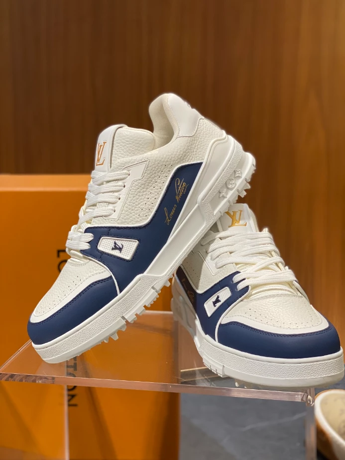 LV Trainer Sneaker - RLS222