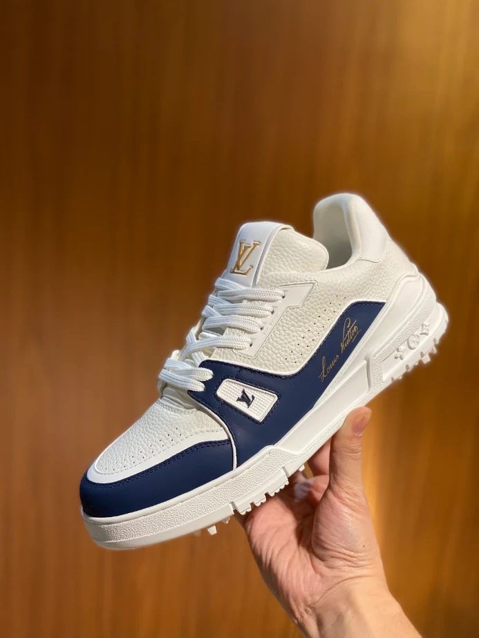 LV Trainer Sneaker - RLS222
