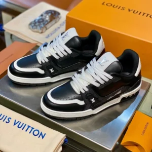 LV Trainer Sneaker - RLS223