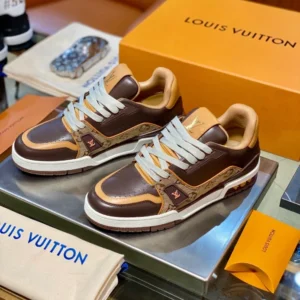 LV Trainer Sneaker - RLS224