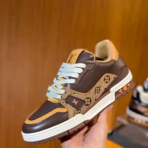 LV Trainer Sneaker - RLS224