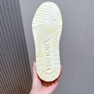 LV Trainer Sneaker - RLS225