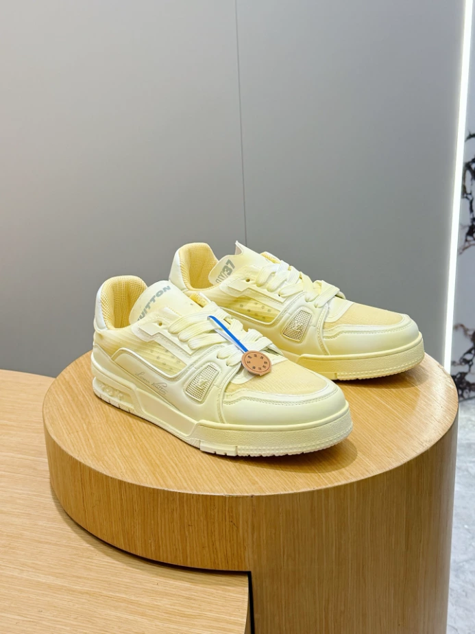 LV Trainer Sneaker - RLS225