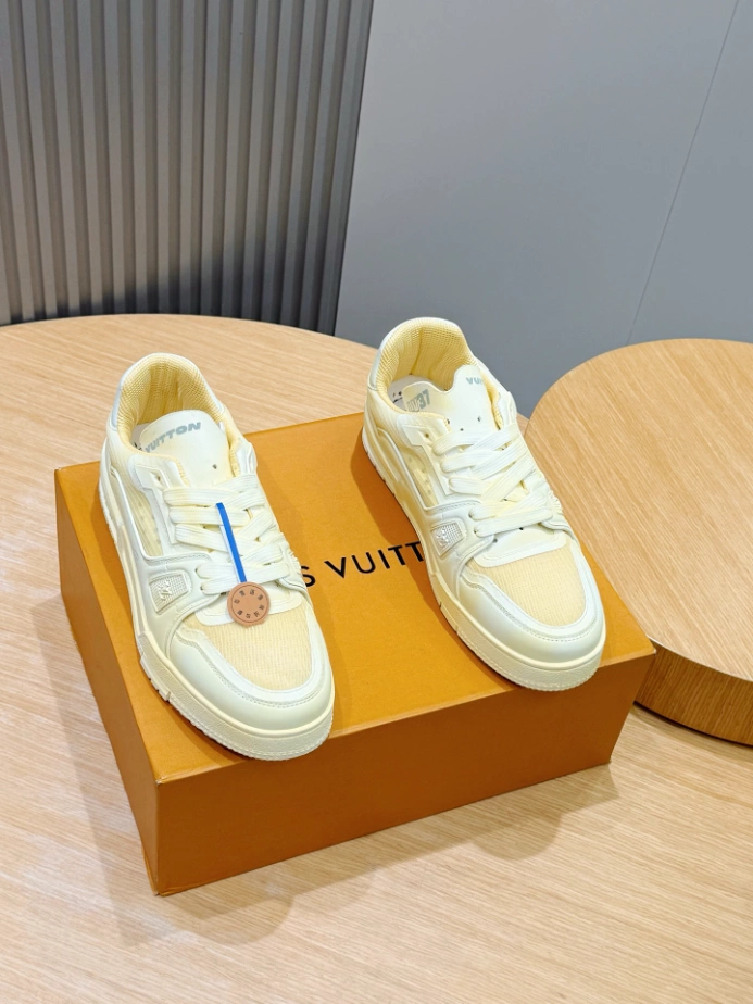 LV Trainer Sneaker - RLS225
