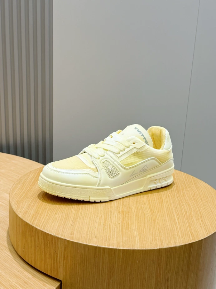 LV Trainer Sneaker - RLS225