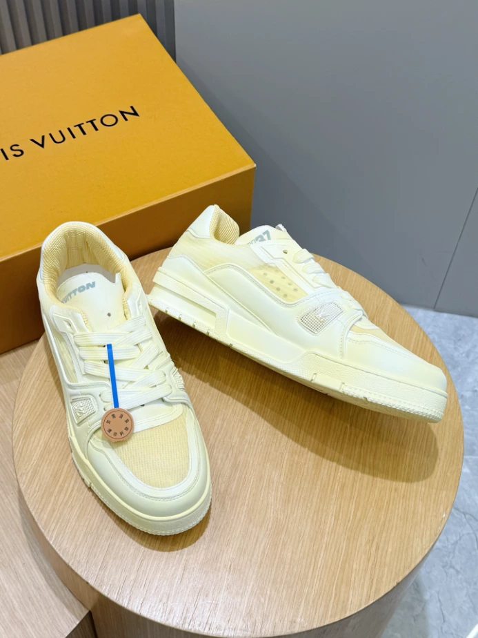 LV Trainer Sneaker - RLS225