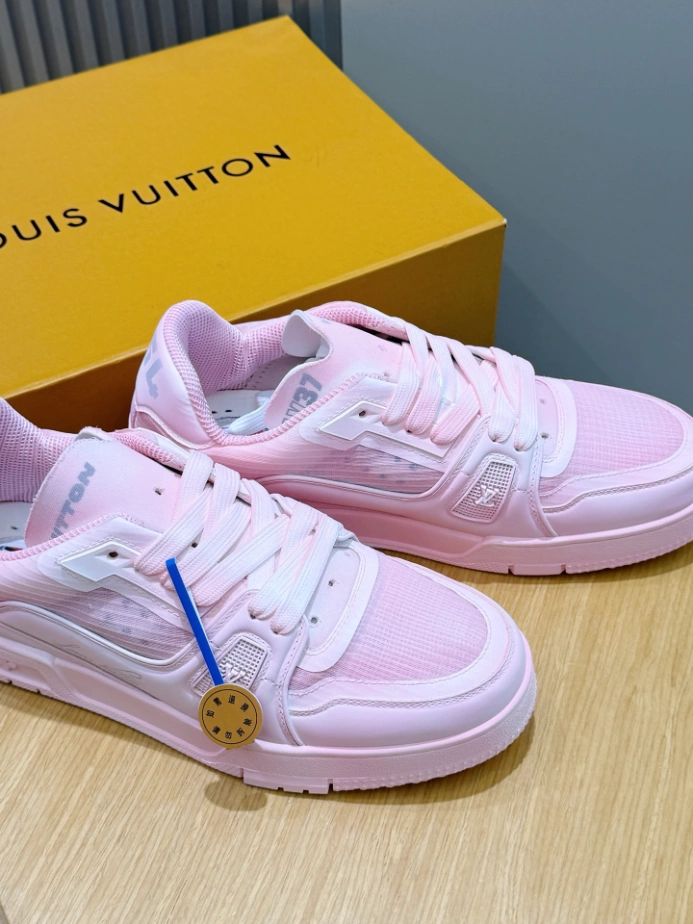 LV Trainer Sneaker - RLS226