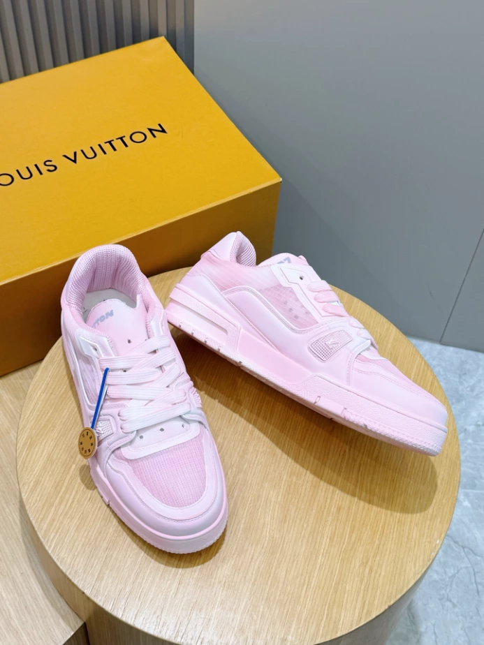 LV Trainer Sneaker - RLS226